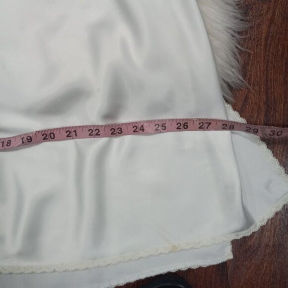 Victoria's Secret White Lace Satin Romantic Slip Nightgown Dress Women's Medium - Picture 12 of 12